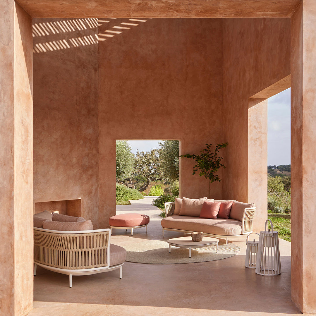 Amba Woven Outdoor - 3-Seater Sofa w/ Armrest