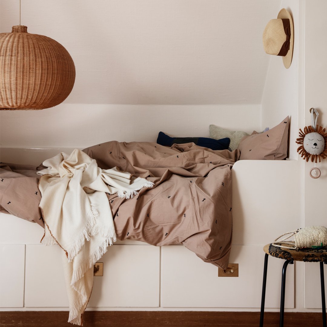Braided Belly Lamp Shade