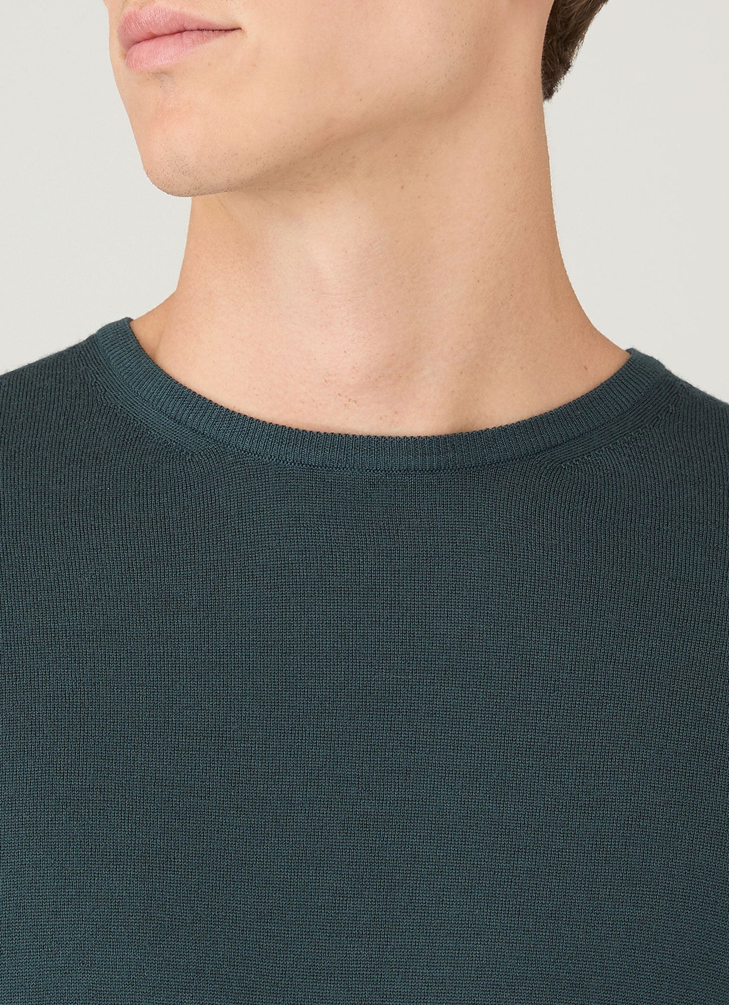 Mens Extrafine Merino Crew Neck In Dark Petrol Mjum8058 Gnit