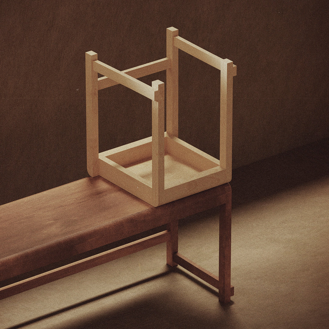 Bench 01