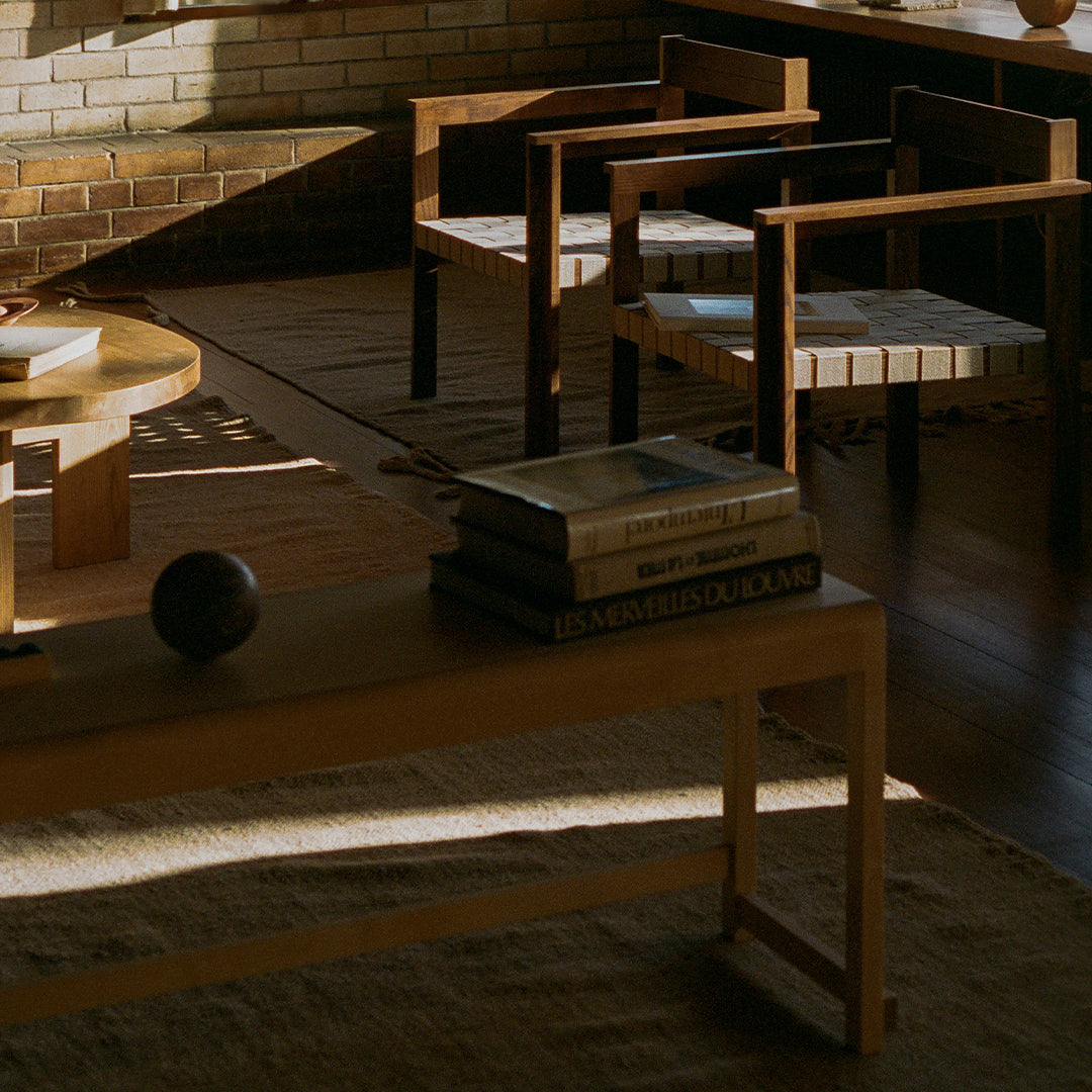 Bench 01
