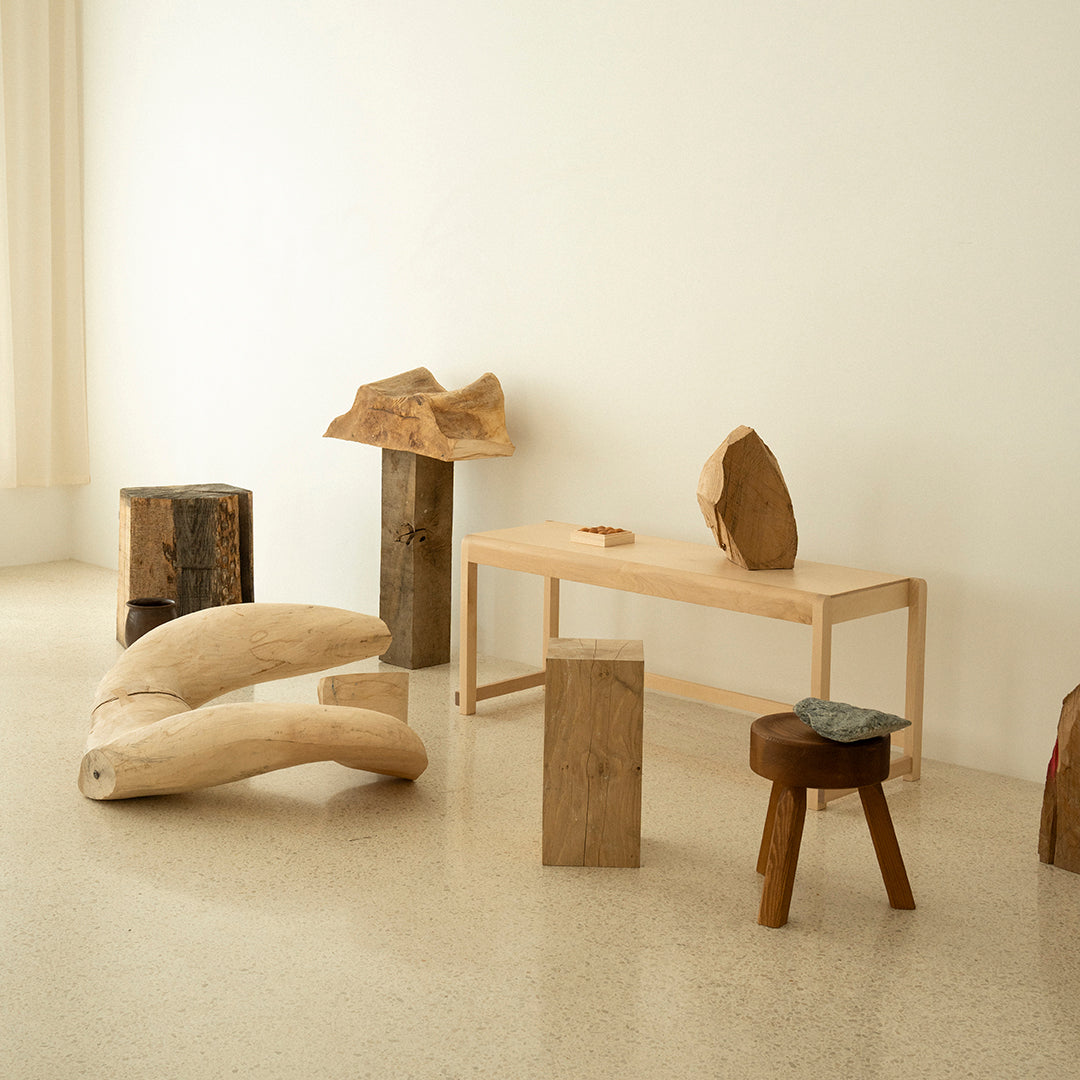 Bench 01