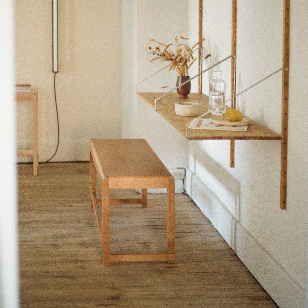 Bench 01