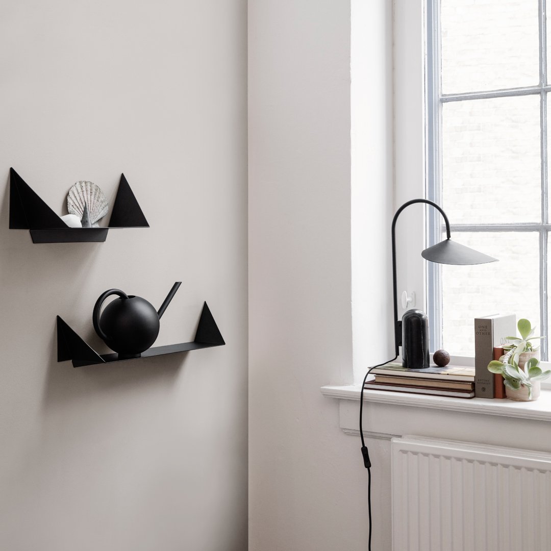 Arum Table Lamp