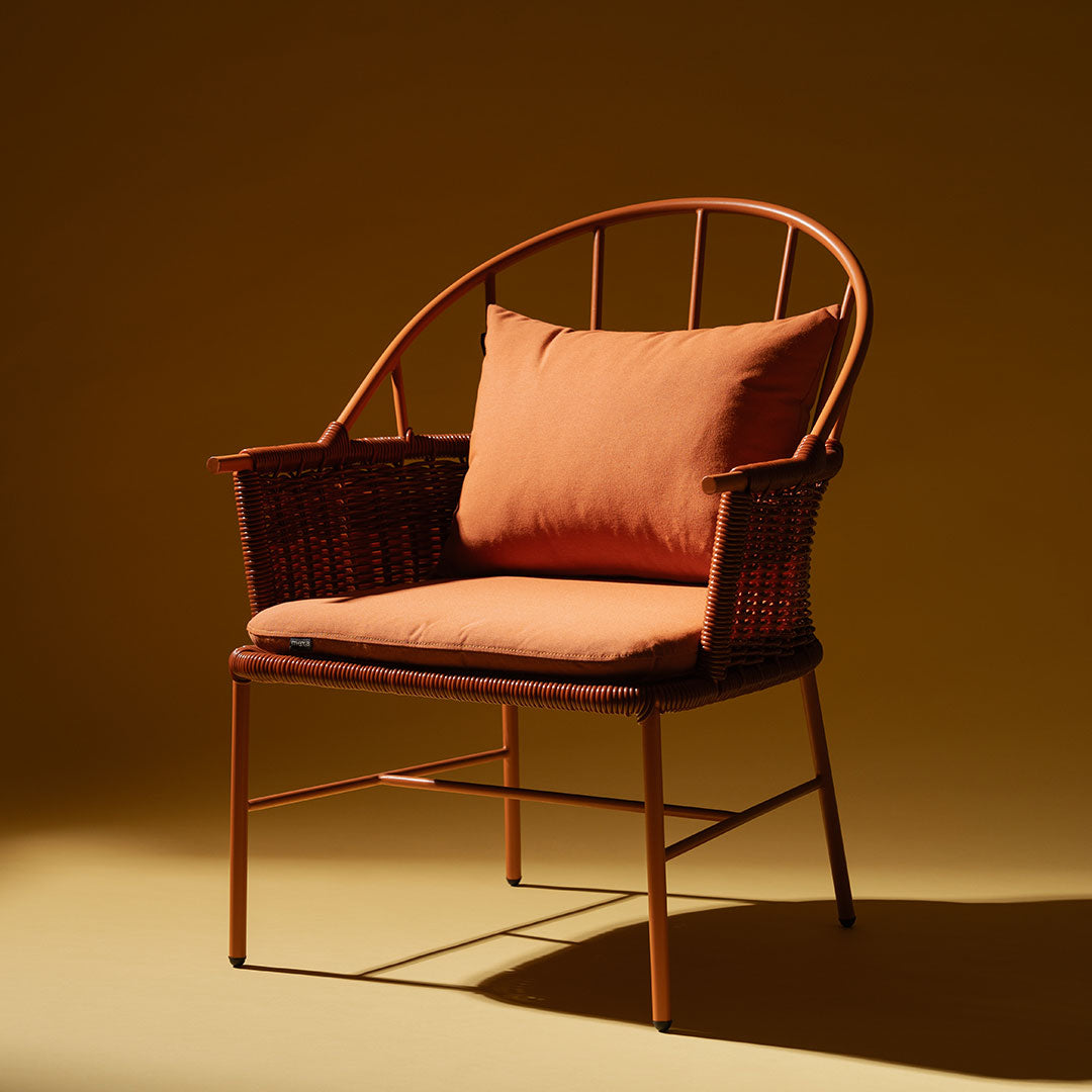 1730 Outdoor Lounge Chair w/ Cushion