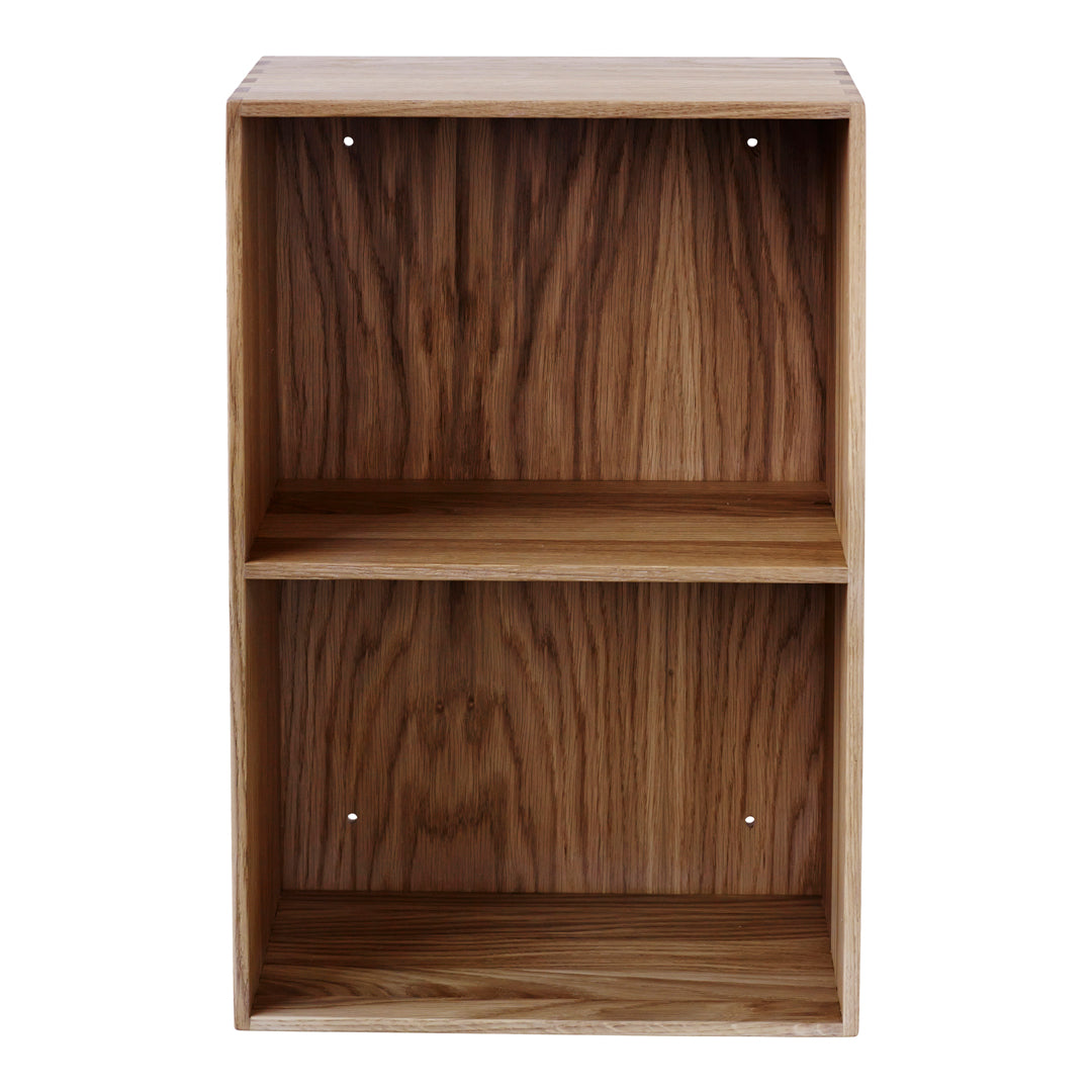 B98 Bookshelf