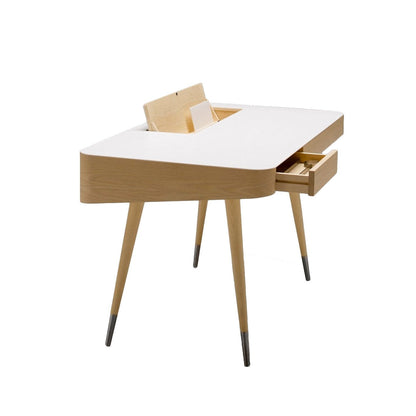 AK1330 Desk