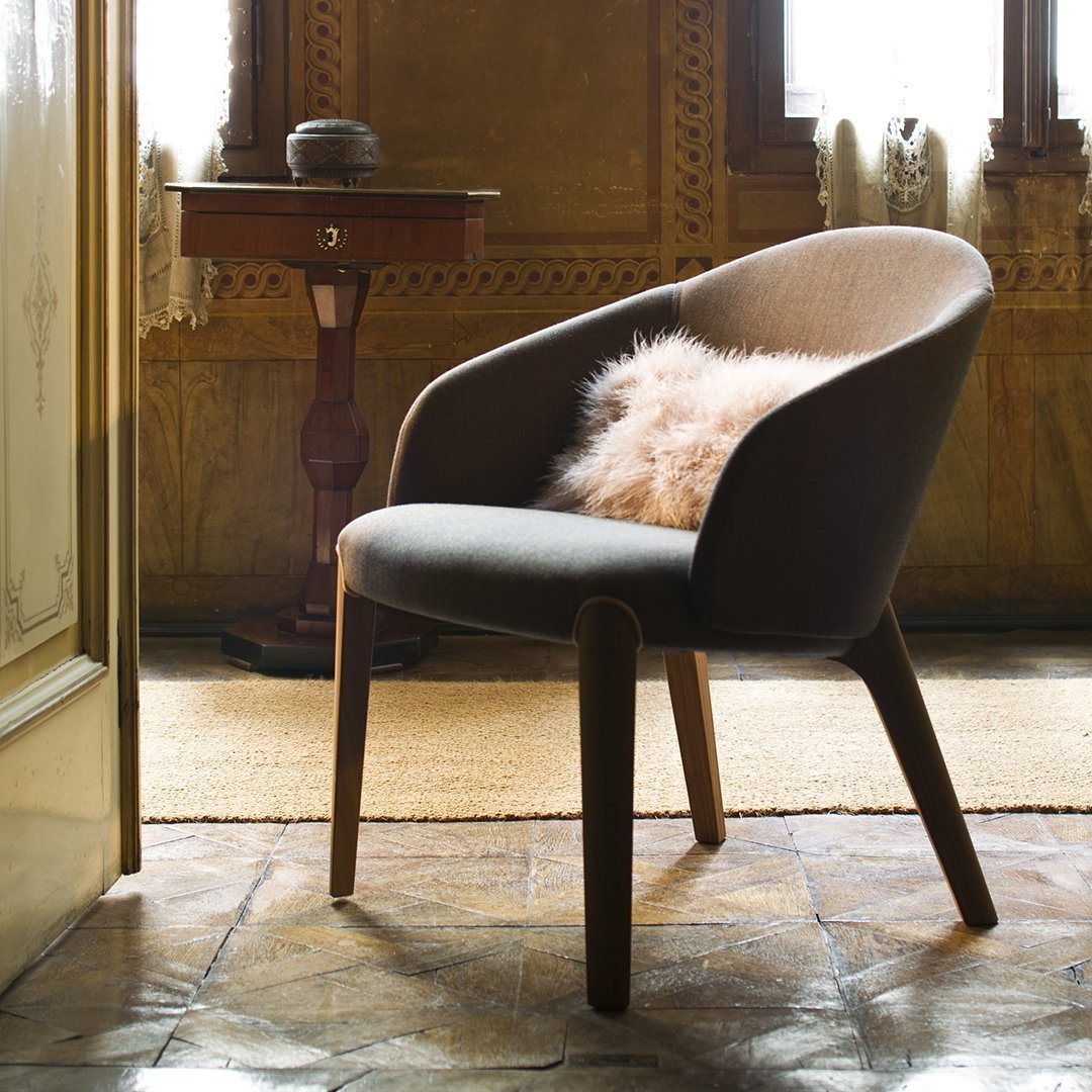 Bellevue 04 Lounge Armchair - Ash Frame