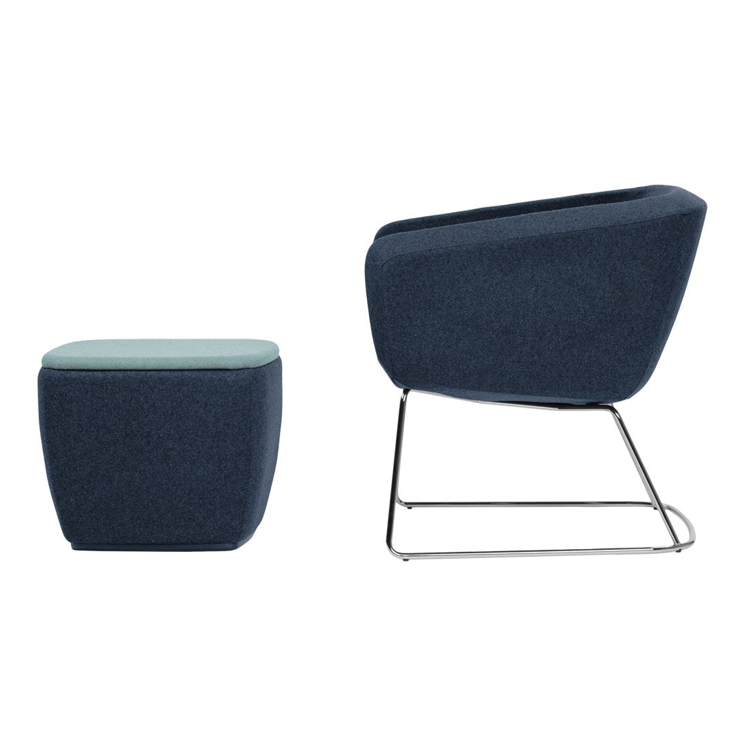 Arca 5095 Small Armchair - Sled Base