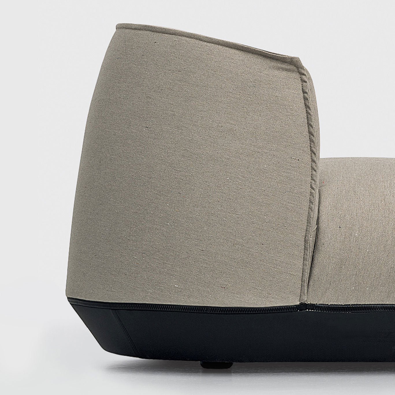 Brioni Small Outdoor Lounge Chair