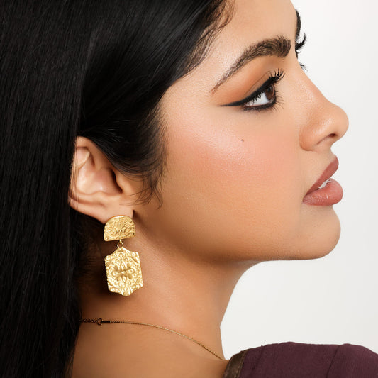 Roaming Earrings