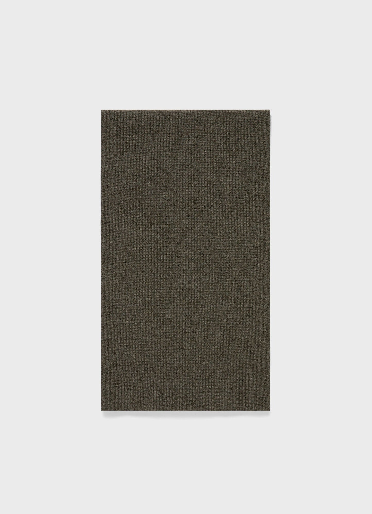 Cashmere Ribbed Scarf in Dark Moss