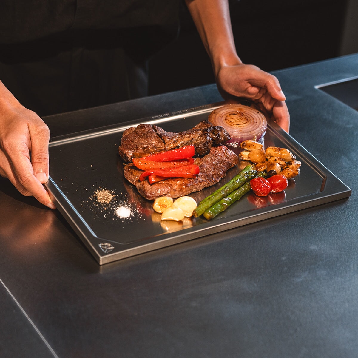 CARGO Clean Cutting Board