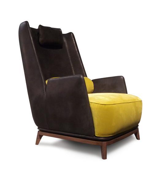 430 Opera Lounge Chair